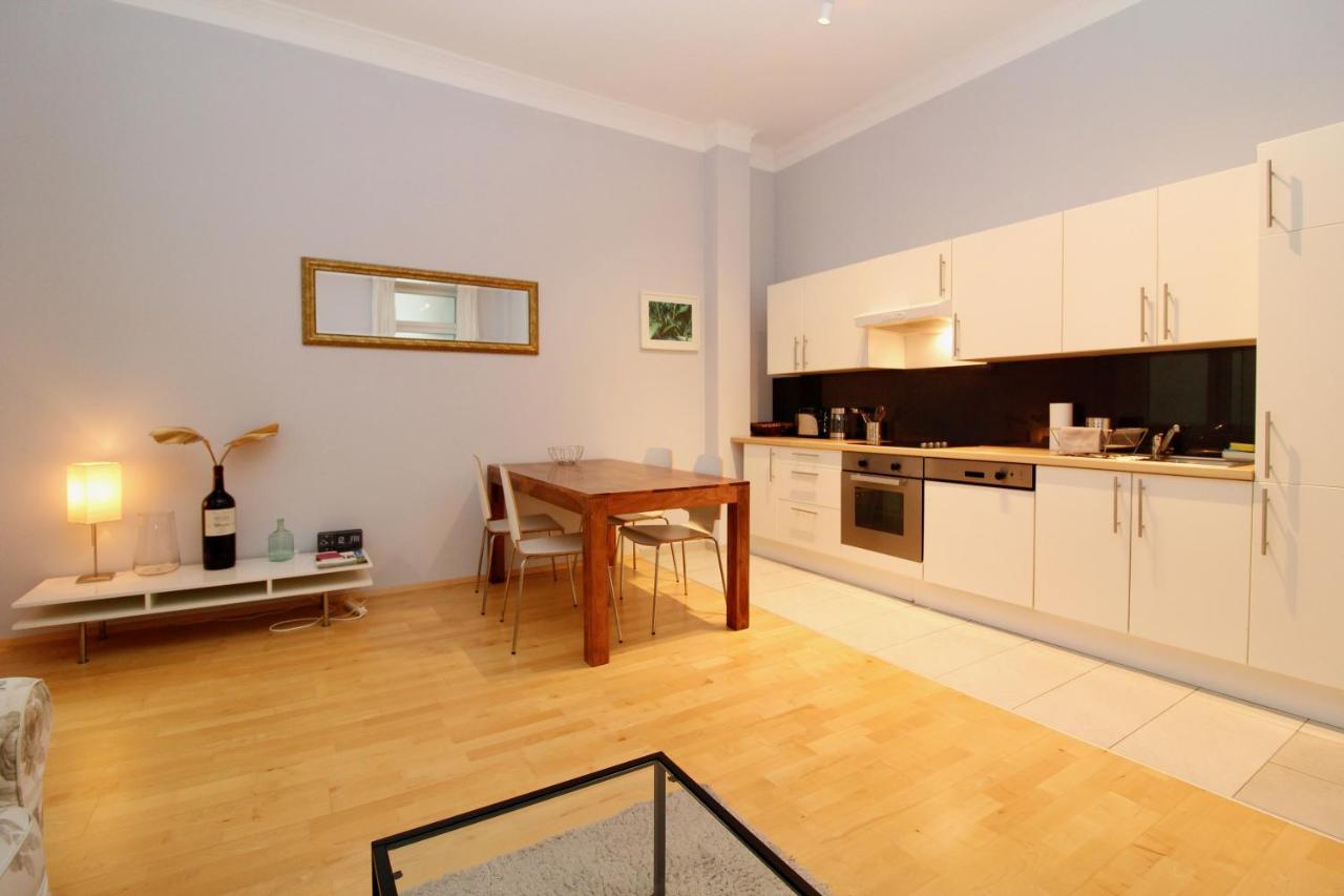 Classy Apartment In The Heart Of Bécs Kültér fotó