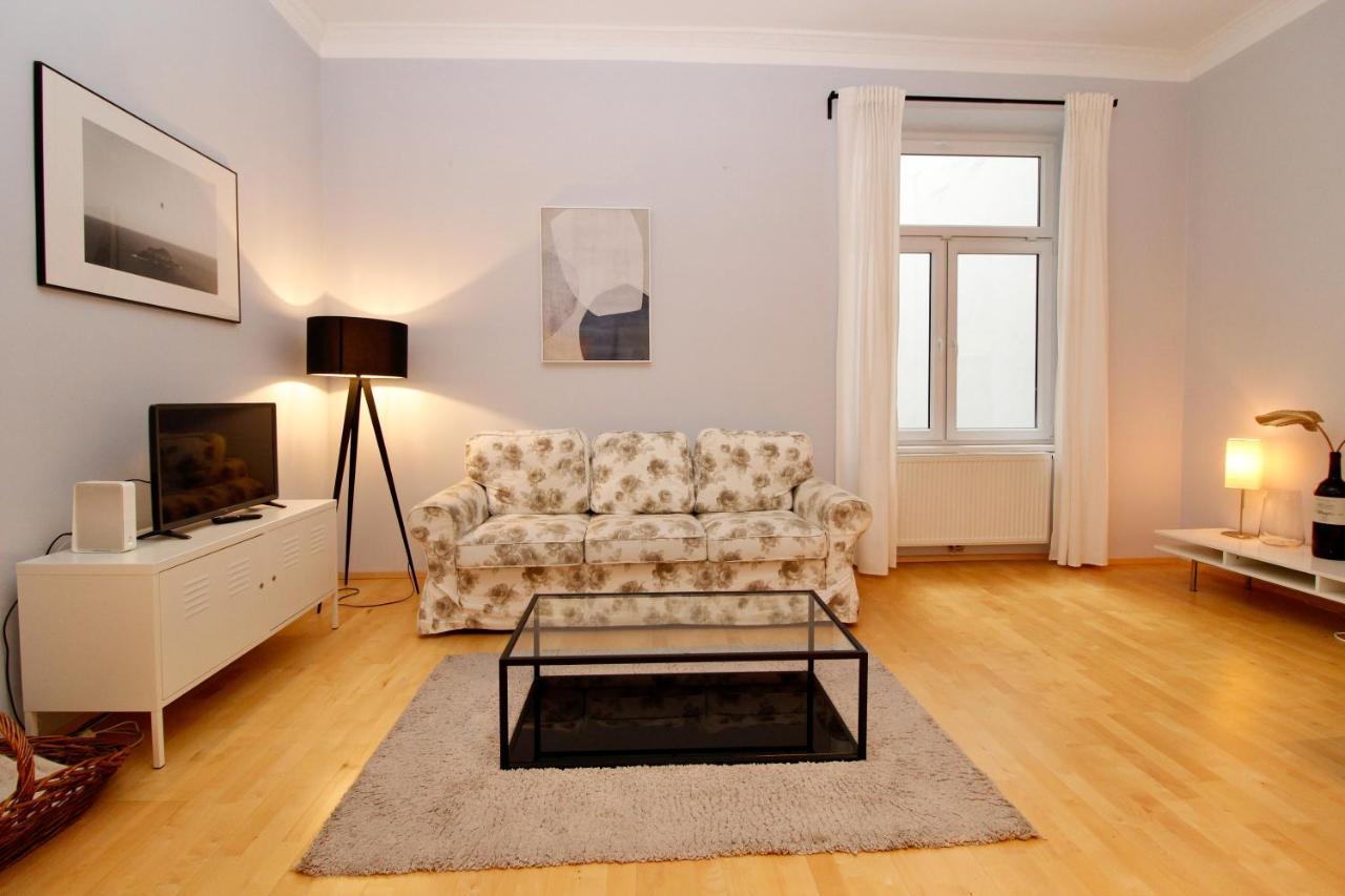 Classy Apartment In The Heart Of Bécs Kültér fotó